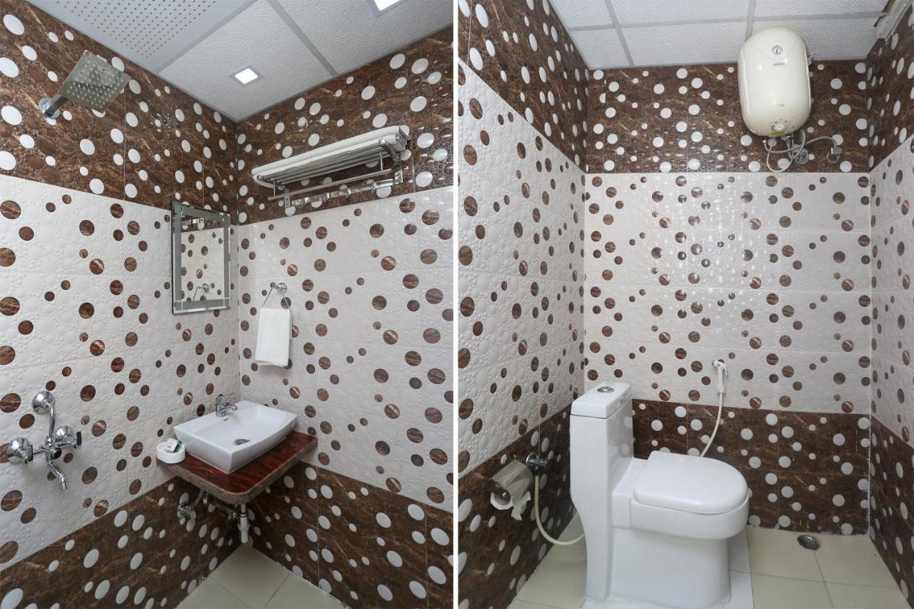 โอโย 18301 โฮเต็ล เอ-1 Hotel อัลวาร์ ภายนอก รูปภาพ