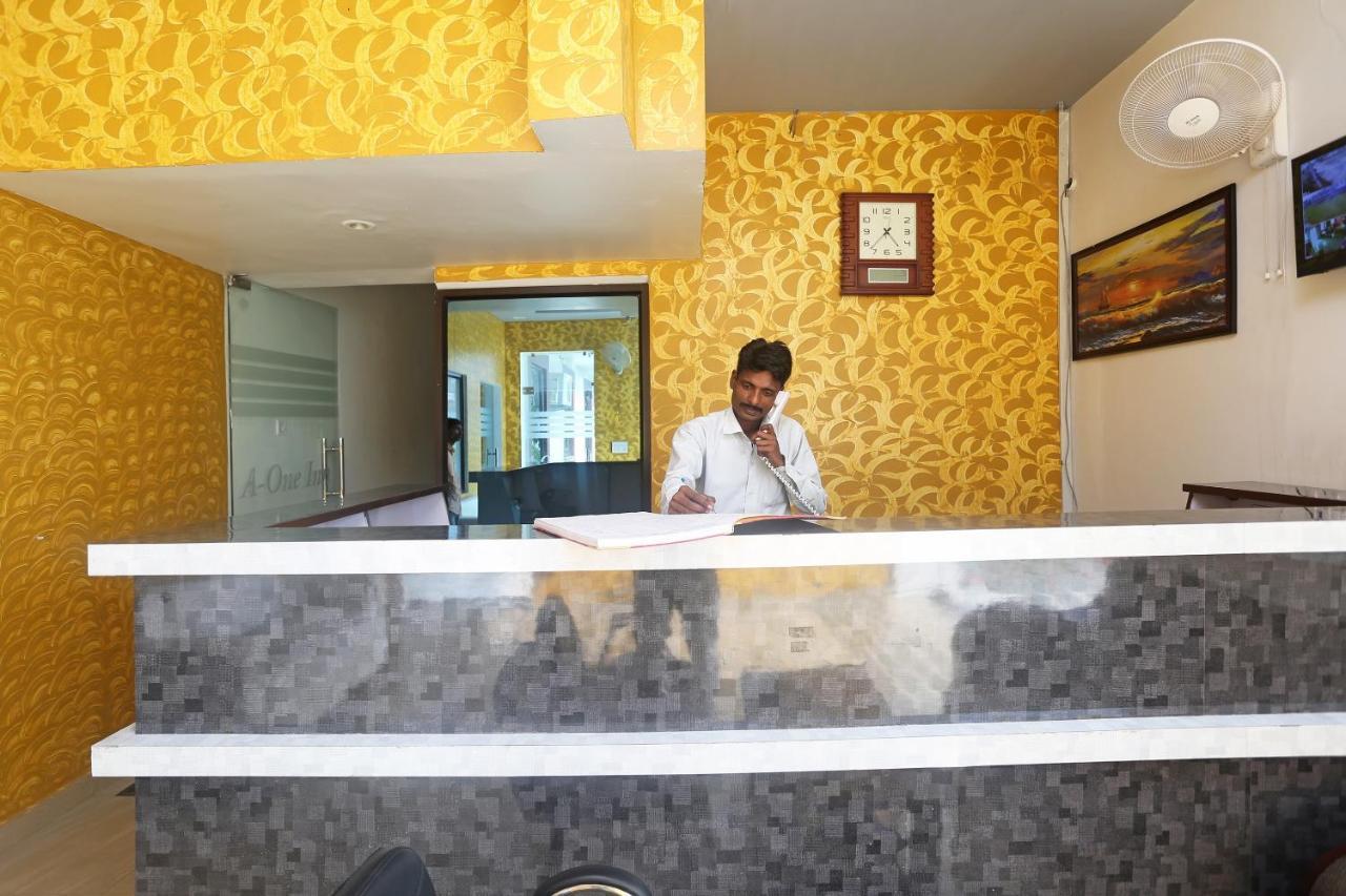 โอโย 18301 โฮเต็ล เอ-1 Hotel อัลวาร์ ภายนอก รูปภาพ